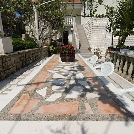 Sarah Lejlighed Medvinjak