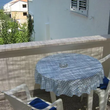 Sarah Apartament